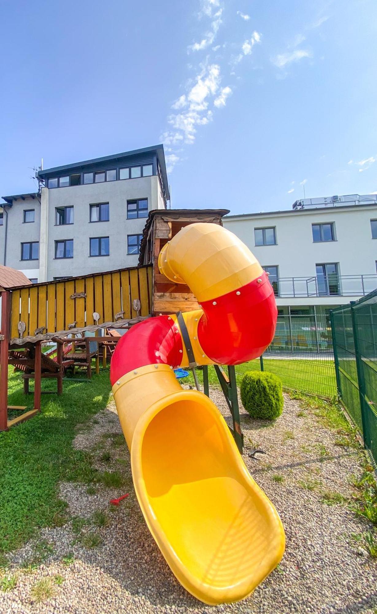 Hotel Milosz Restauracja, Basen Dla Dzieci, Sala Zabaw, Silownia Kartuzy Exterior foto