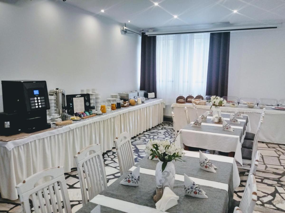Hotel Milosz Restauracja, Basen Dla Dzieci, Sala Zabaw, Silownia Kartuzy Exterior foto